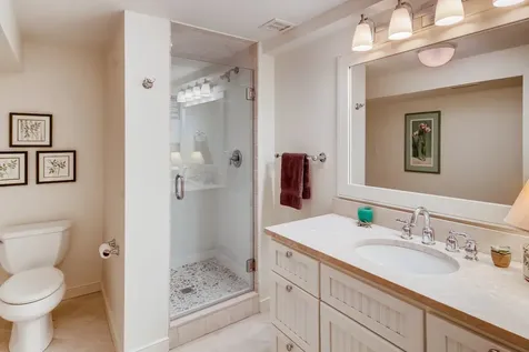 226 Pond Road West Tisbury MA 02575