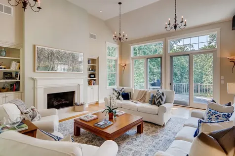 226 Pond Road West Tisbury MA 02575