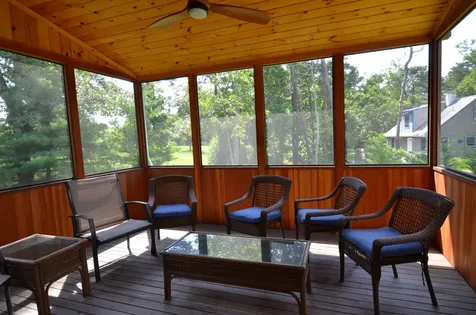 16 Prospect Avenue Oak Bluffs MA 02557