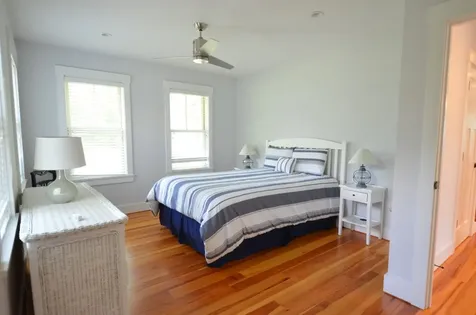 16 Prospect Avenue Oak Bluffs MA 02557
