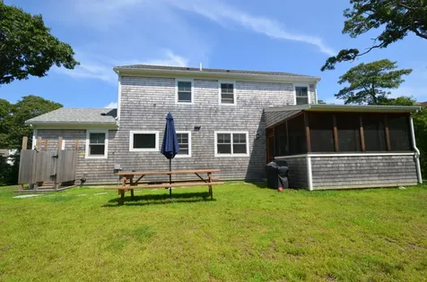 16 Prospect Avenue Oak Bluffs MA 02557