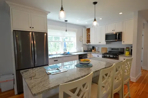 16 Prospect Avenue Oak Bluffs MA 02557