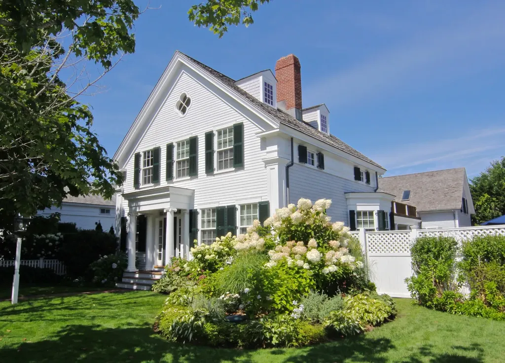 4 Sheriffs Lane Edgartown MA 02539