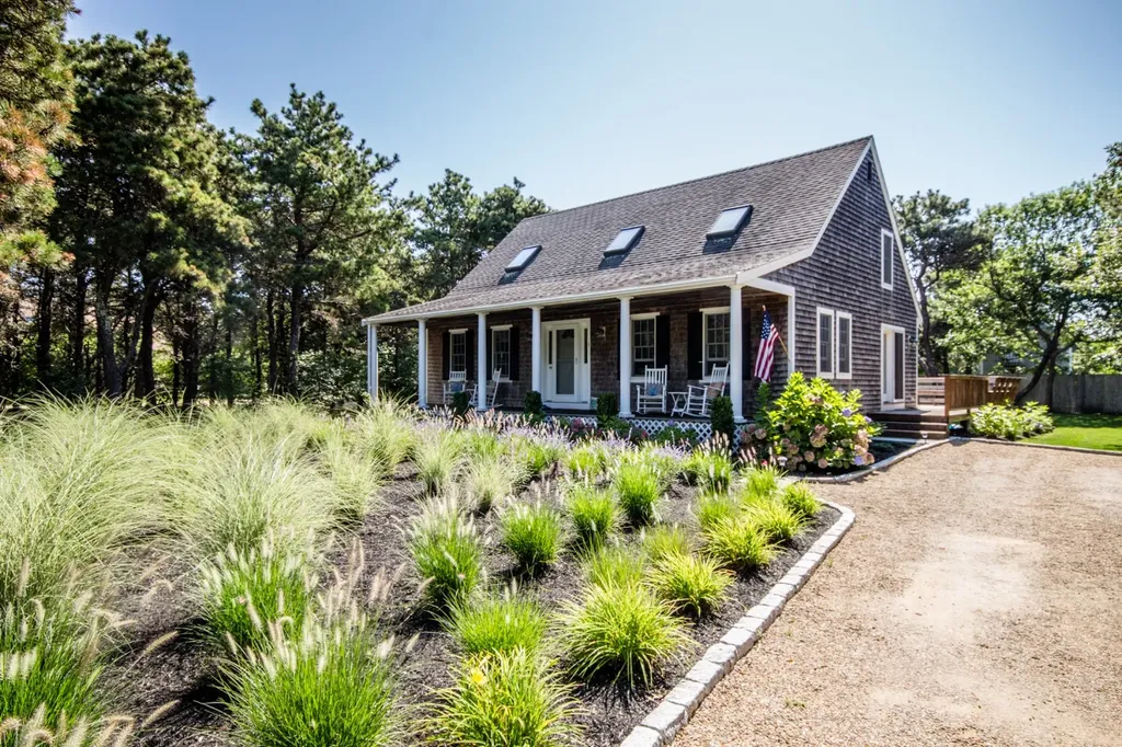 8 Craft's Field Way Edgartown MA 02539