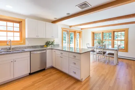 38 Meadowview Road Oak Bluffs MA 02557