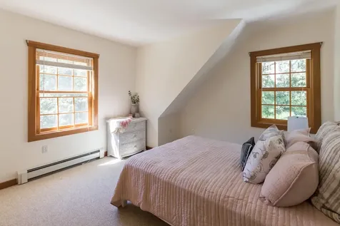 38 Meadowview Road Oak Bluffs MA 02557