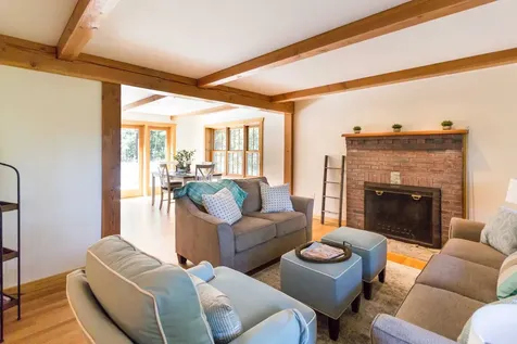 38 Meadowview Road Oak Bluffs MA 02557