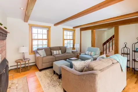 38 Meadowview Road Oak Bluffs MA 02557