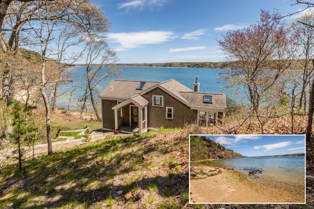 13 Norris Court Vineyard Haven MA 02568