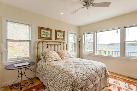 13 Norris Court Vineyard Haven MA 02568