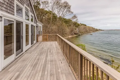 13 Norris Court Vineyard Haven MA 02568