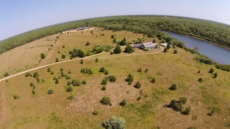 140 Sarita Walker Road West Tisbury MA 02575