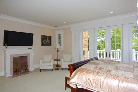 19 Pierce Lane Edgartown MA 02539