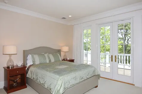 19 Pierce Lane Edgartown MA 02539