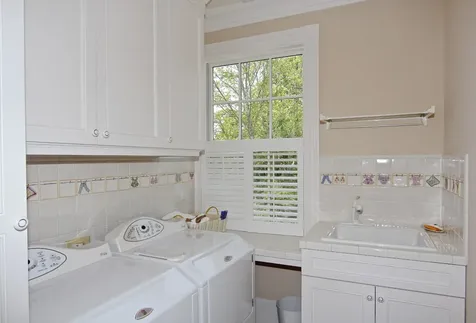 19 Pierce Lane Edgartown MA 02539