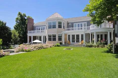 19 Pierce Lane Edgartown MA 02539