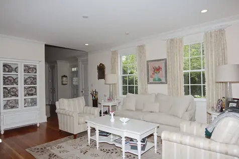 19 Pierce Lane Edgartown MA 02539