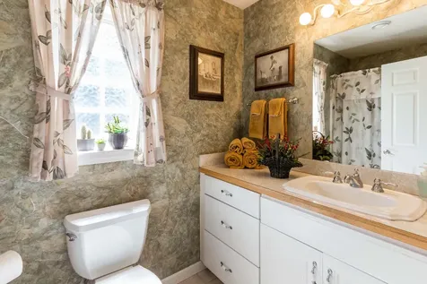 122 Mayflower Lane Vineyard Haven MA 02568