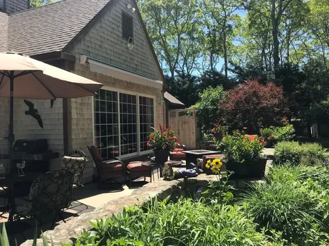 122 Mayflower Lane Vineyard Haven MA 02568