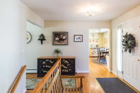 122 Mayflower Lane Vineyard Haven MA 02568