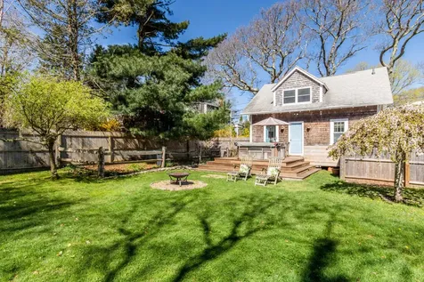 262 State Road Vineyard Haven MA 02568