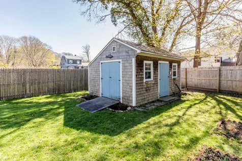 262 State Road Vineyard Haven MA 02568