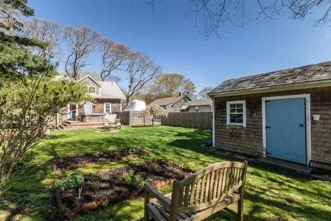 262 State Road Vineyard Haven MA 02568