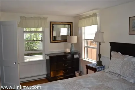 12 Mill Street Edgartown MA 02539