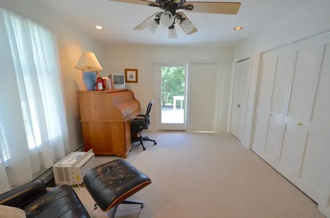 82 Summit Avenue Oak Bluffs MA 02568
