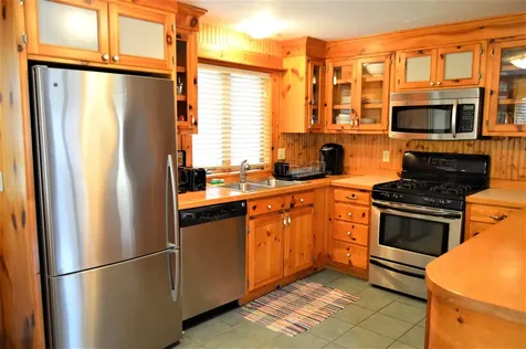 26 Firehouse Lane Oak Bluffs MA 02557