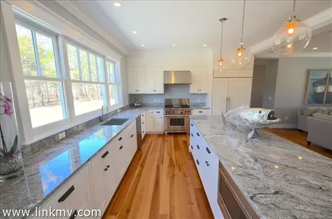 42 Paddock Road Oak Bluffs MA 02557