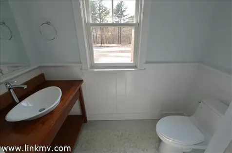 42 Paddock Road Oak Bluffs MA 02557