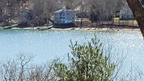145 Lagoon Avenue Vineyard Haven MA 02568