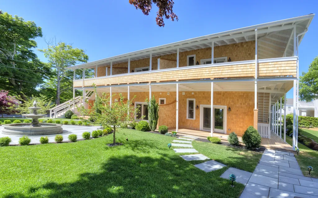 68 Winter Street Edgartown MA 02539