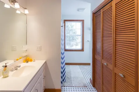 64 Tenth Street North Edgartown MA 02539