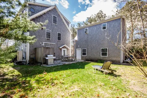 64 Tenth Street North Edgartown MA 02539