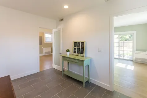 64 Tenth Street North Edgartown MA 02539