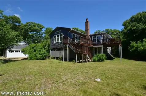 90 South Circuit Avenue Oak Bluffs MA 02557