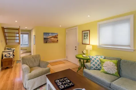 4 Quail Run Oak Bluffs MA 02557
