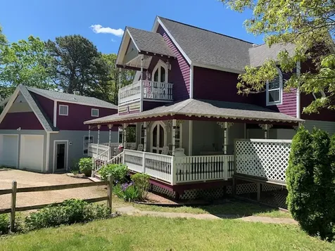 1 Winemack Street Oak Bluffs MA 02557