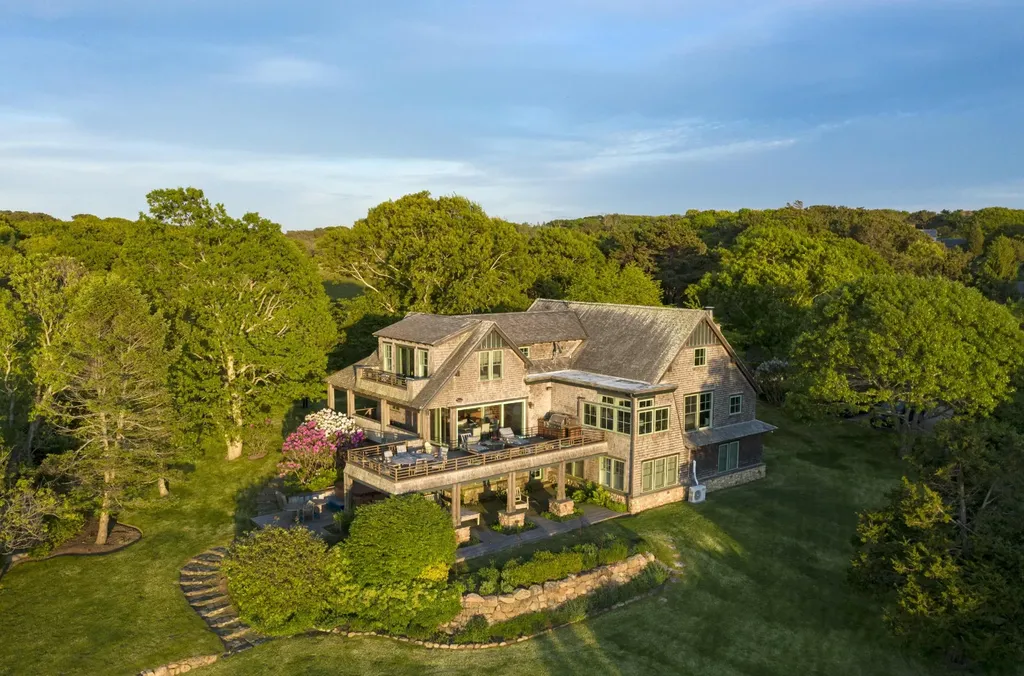 83 Norton Farm Road West Tisbury MA 02575