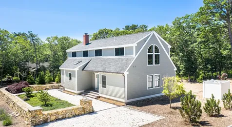 78 Quinsigamond Avenue Vineyard Haven MA 02568