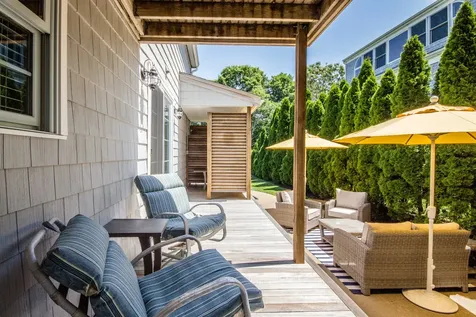 88 The Boulevard Edgartown MA 02539