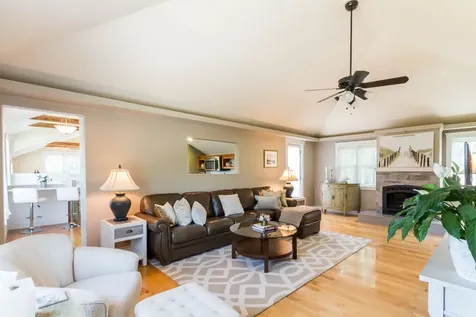88 The Boulevard Edgartown MA 02539