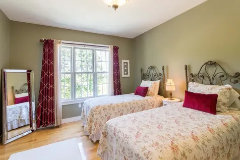 88 The Boulevard Edgartown MA 02539