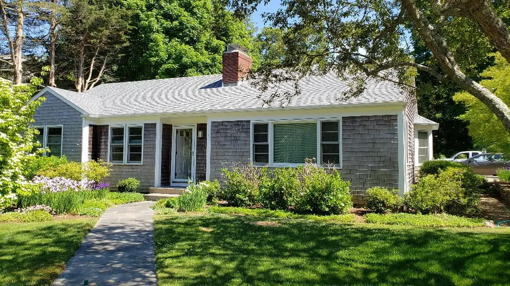 103 Skiff Avenue Vineyard Haven MA 02458