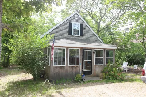 572 Edgartown Vineyard Haven Road Edgartown MA 02539