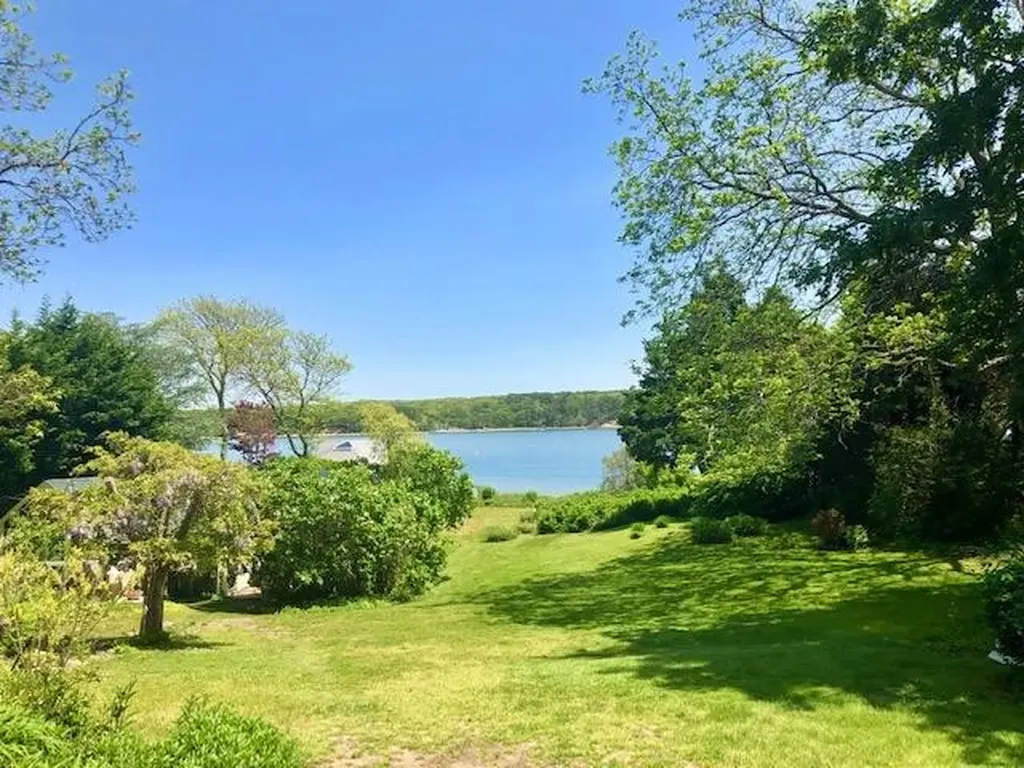 3 Hines Point Road Vineyard Haven MA 02568