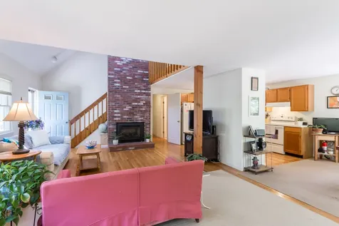 47 Willow Tree Hollow West Tisbury MA 02575