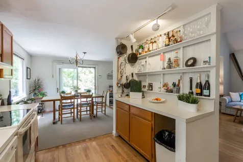 47 Willow Tree Hollow West Tisbury MA 02575